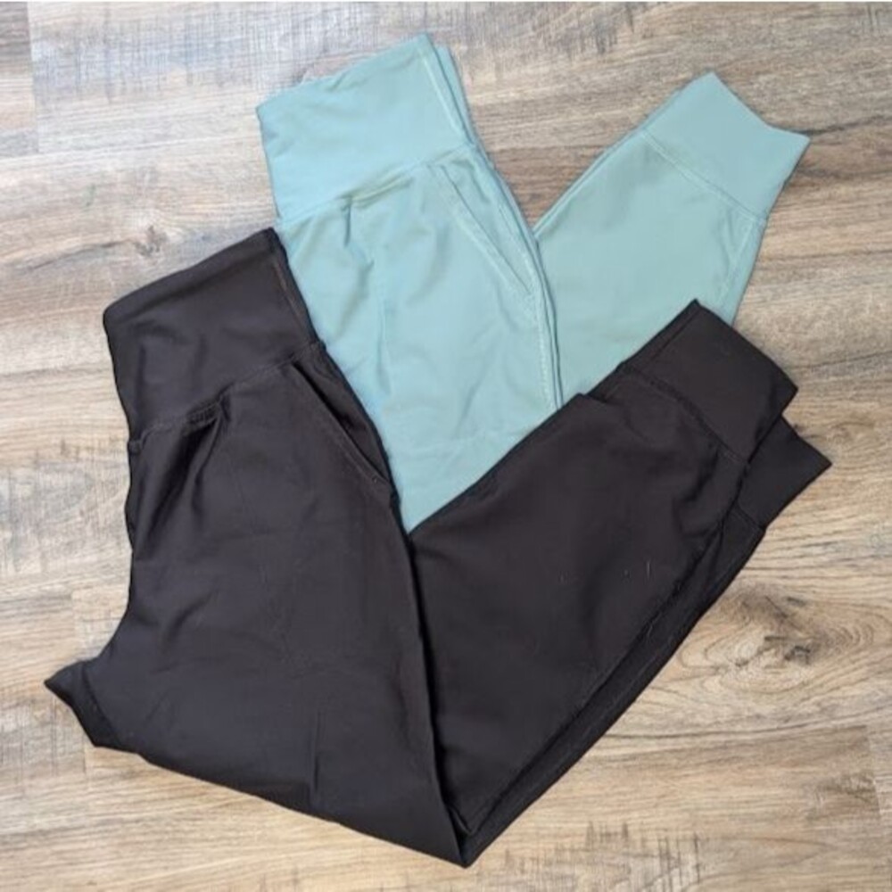 Lot of 2 Old Navy Active PowerSoft High Rise Jogger Womens Size M Athleisure